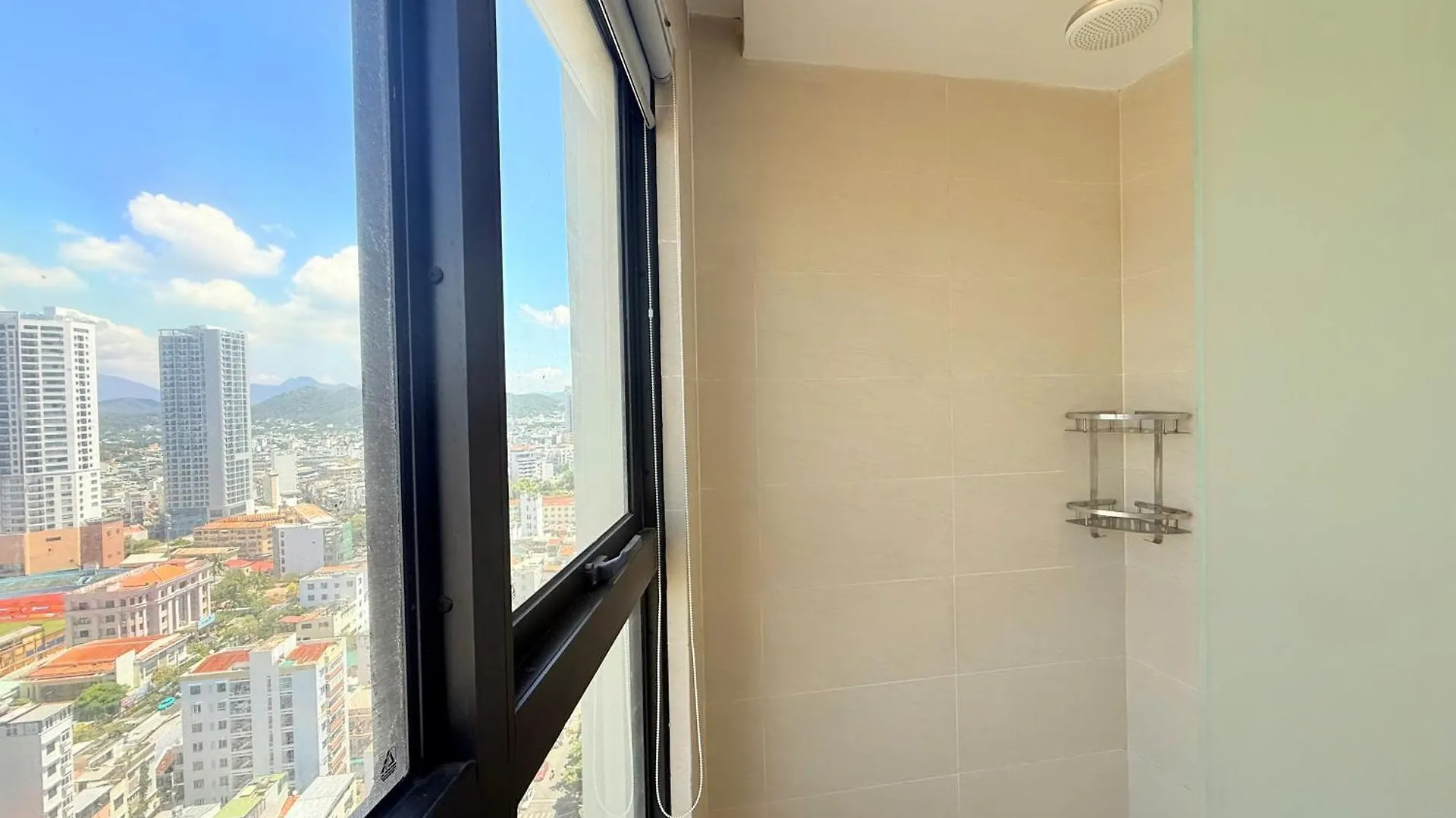 Gold Coast Apartment Seaview 나트랑 0*,  베트남