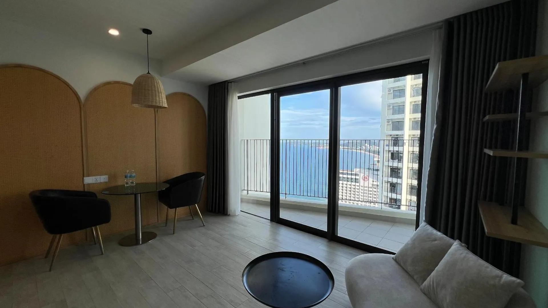 Nhi Nhi Apartment Lotte Mart Nha Trang Vietnam