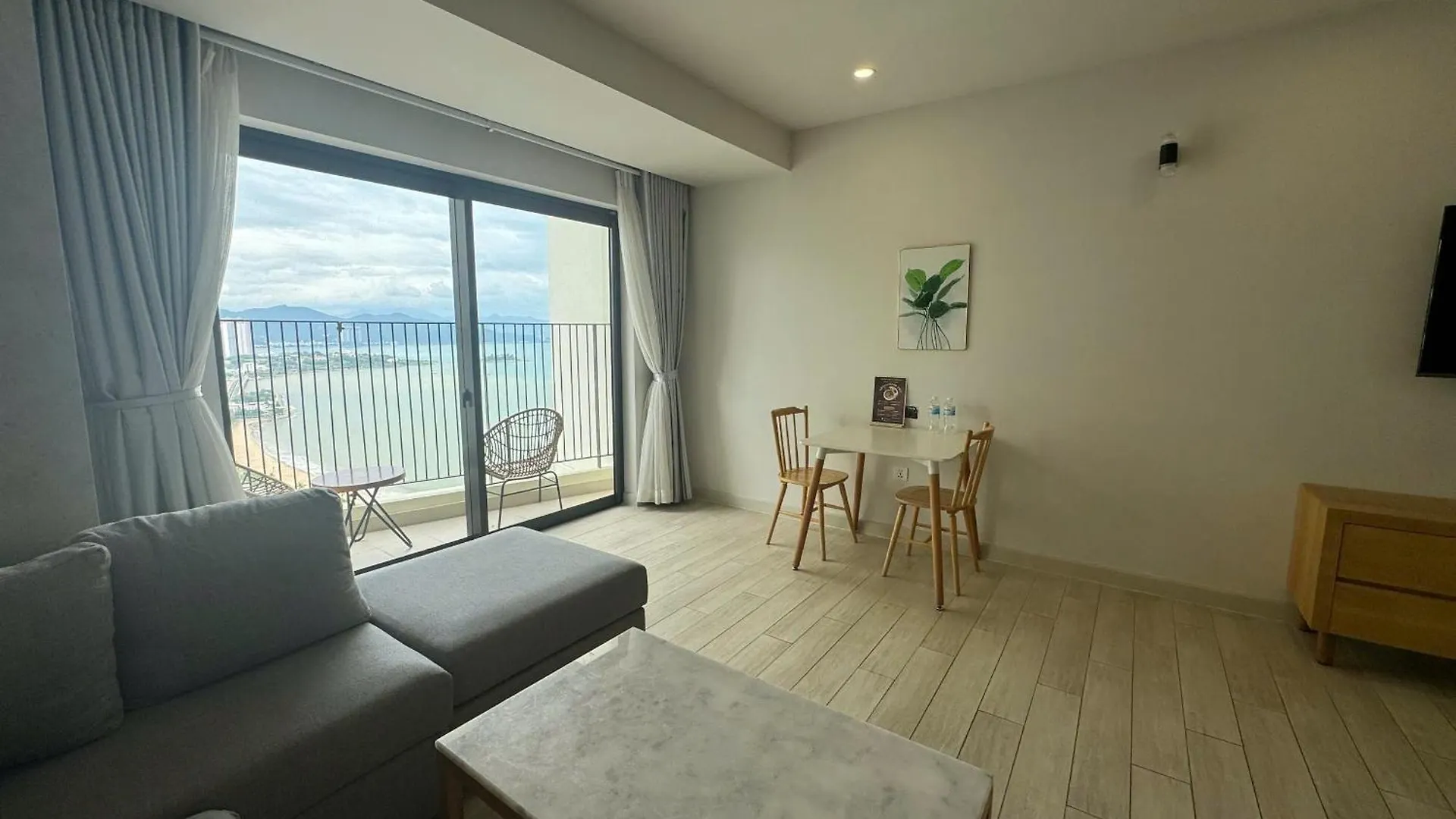 Nhi Nhi Apartment Lotte Mart Nha Trang