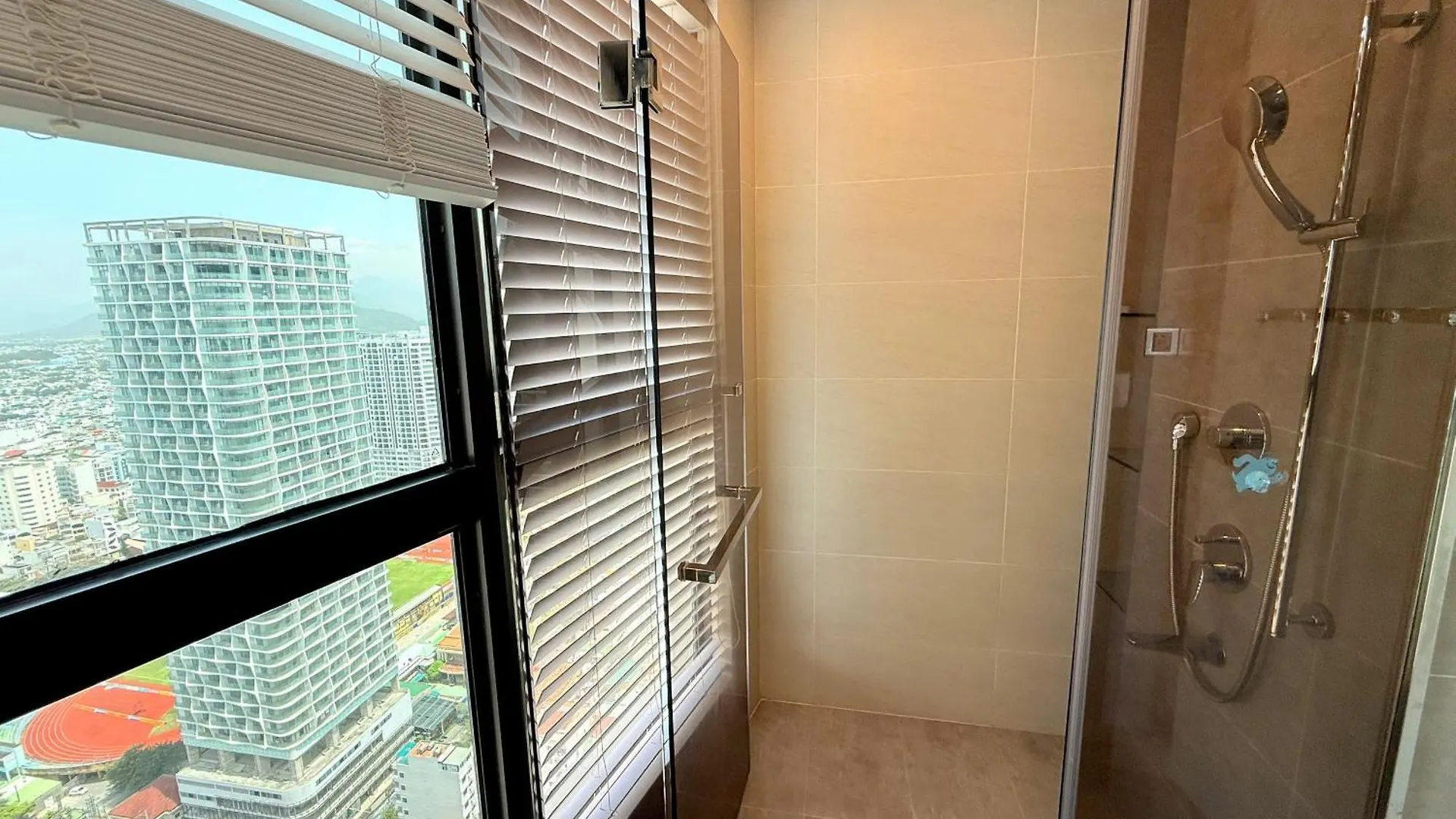 Nhi Nhi Apartment Lotte Mart Nha Trang 0*,