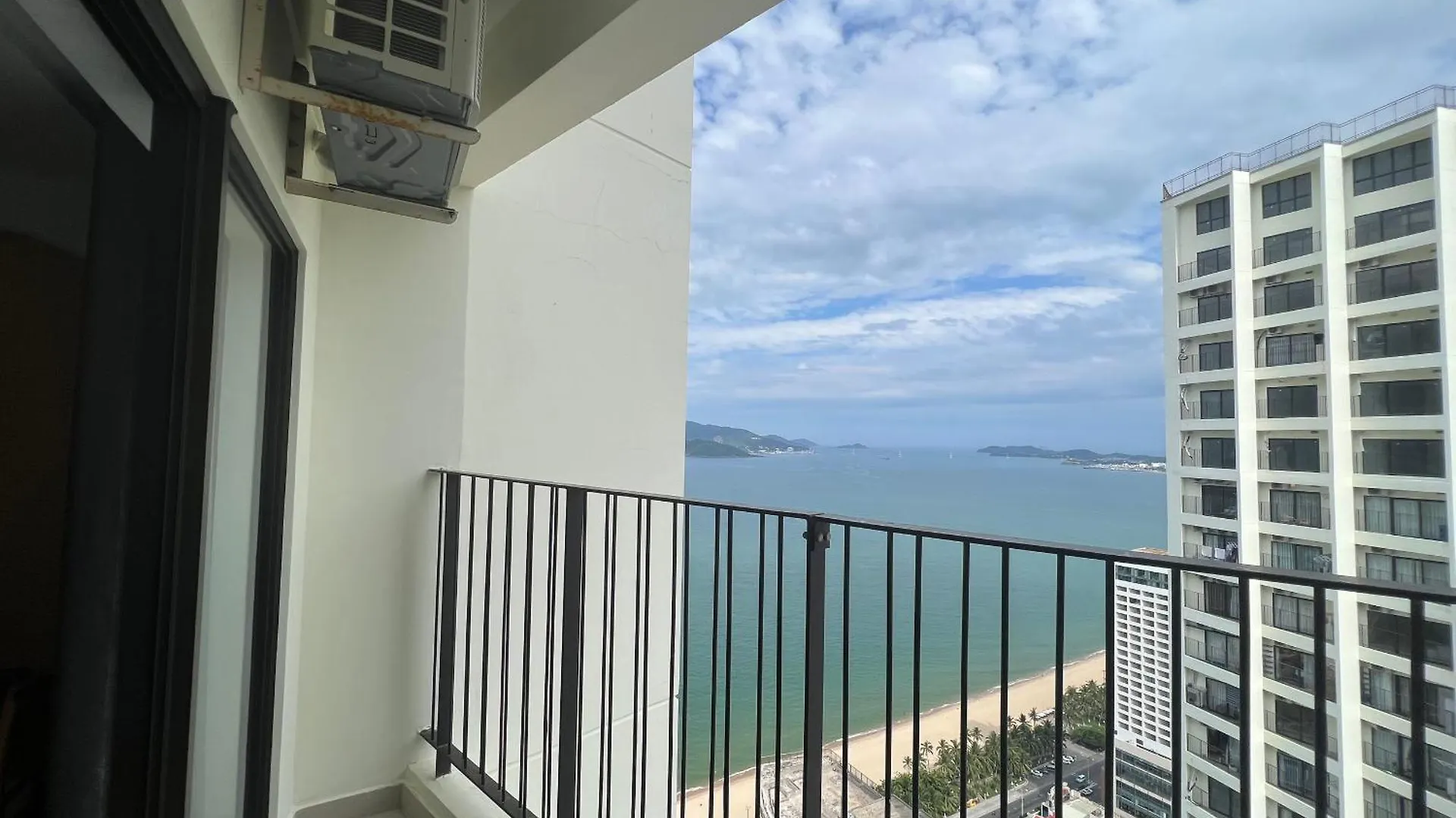 Nhi Nhi Apartment Lotte Mart Nha Trang