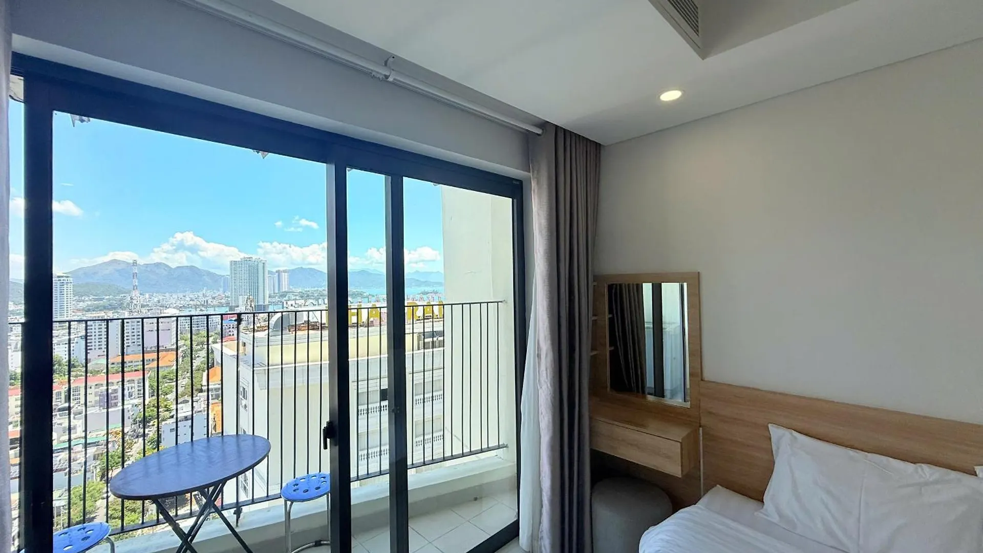 Nhi Nhi Apartment Lotte Mart Nha Trang