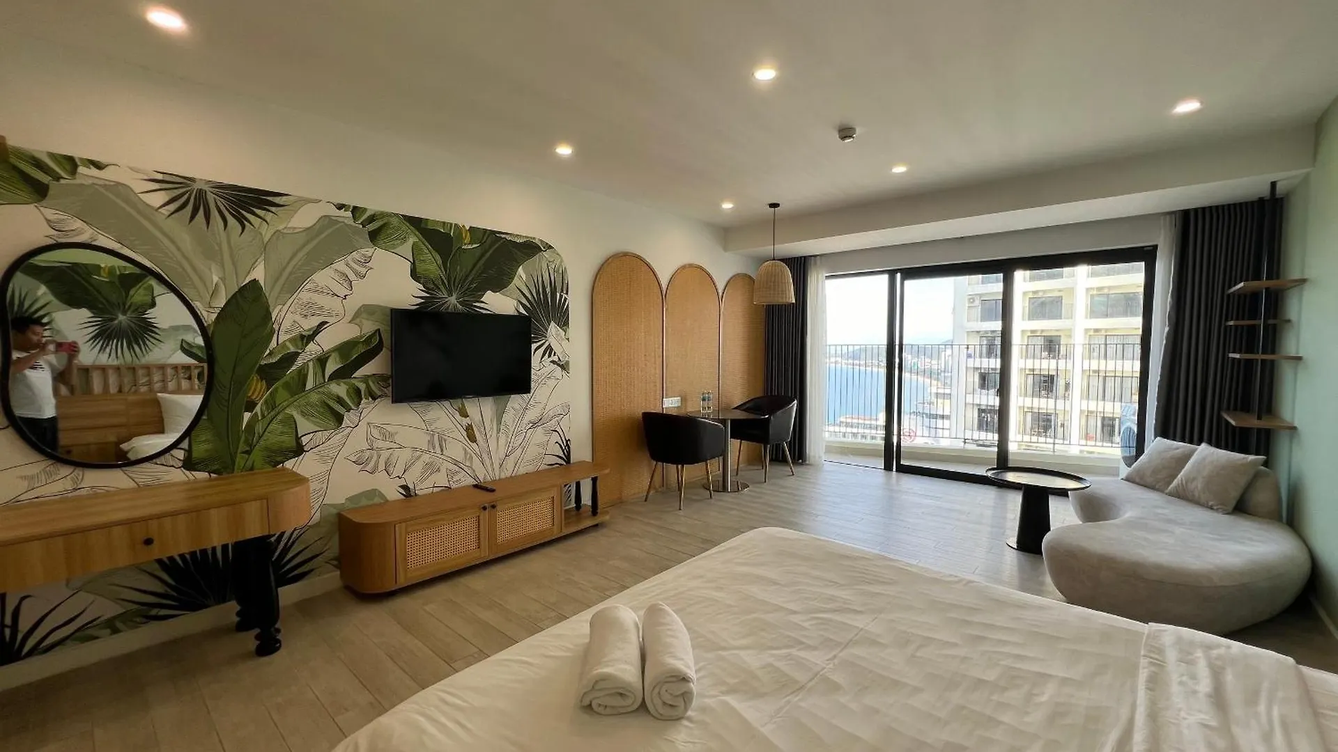 Nhi Nhi Apartment Lotte Mart Nha Trang 0*,  Vietnam