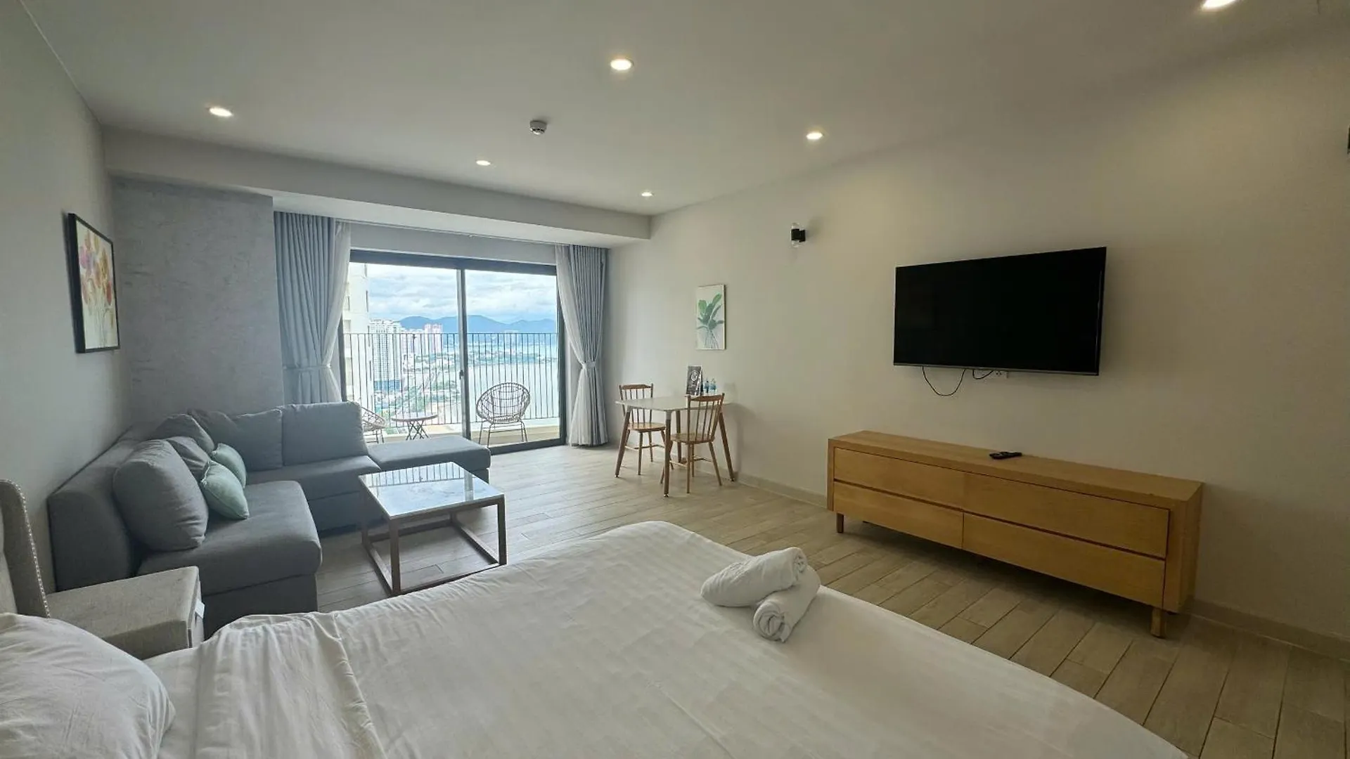 Nhi Nhi Apartment Lotte Mart Nha Trang