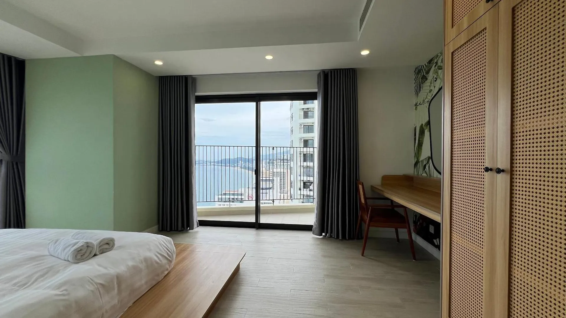 Nhi Nhi Apartment Lotte Mart Nha Trang 0*,