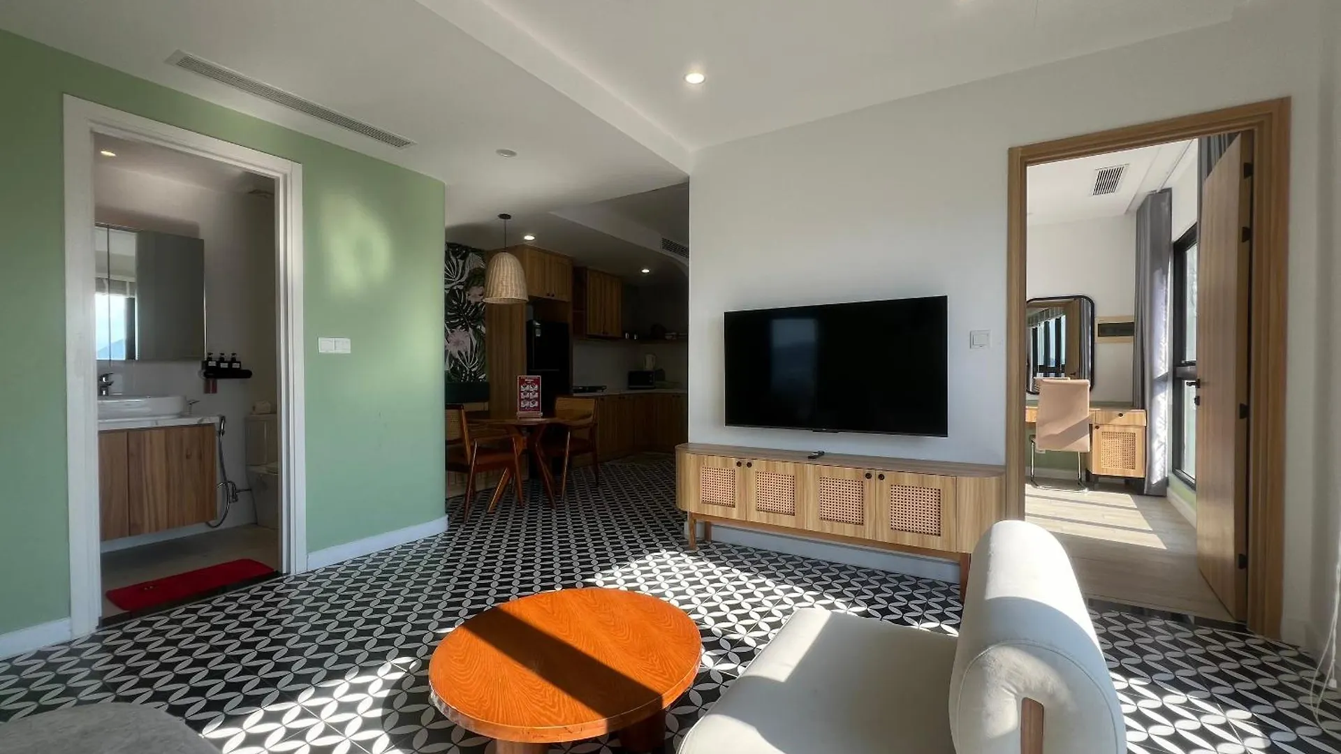 Nhi Nhi Apartment Lotte Mart Nha Trang Vietnam